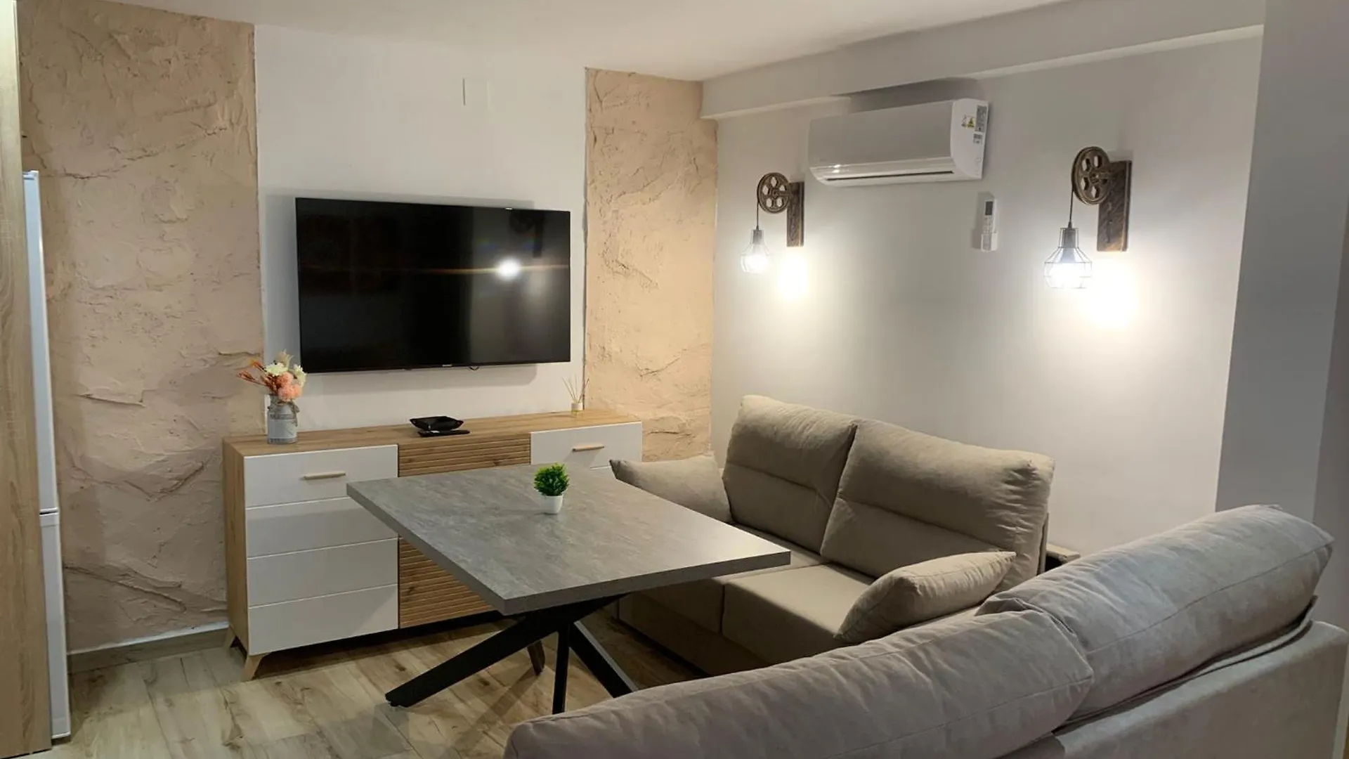Apartment Cazorla Natura - Nuevos 2025 - 6 Apartamentos Turisticos- Arroyo Frio Spain
