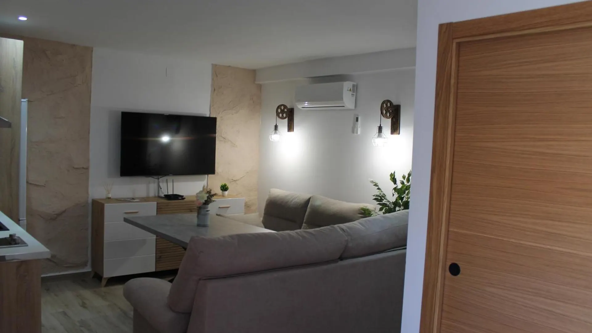 Apartment Cazorla Natura - Nuevos 2025 - 6 Apartamentos Turisticos- Arroyo Frio Spain